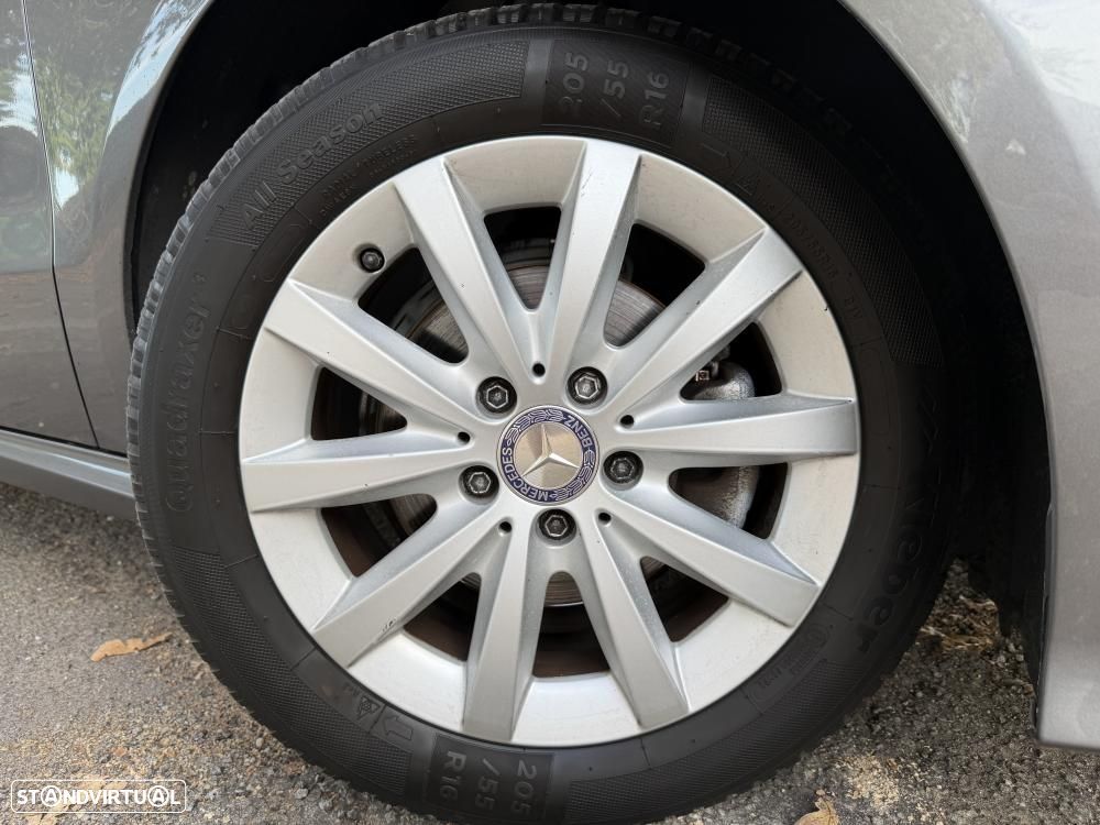 Mercedes-Benz B 180 d BlueEFFICIENCY Edition Style - 3