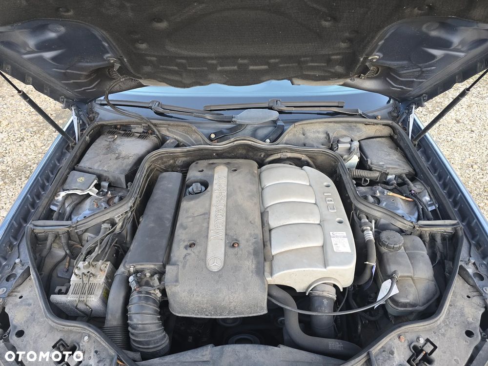 Mercedes-Benz Klasa E - 12