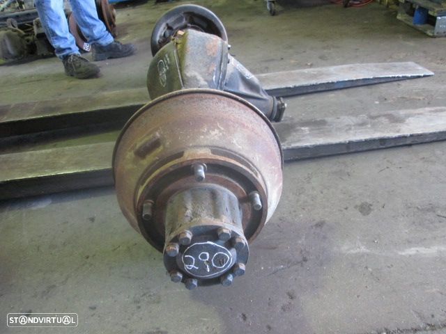 Eixo REF290 DAIHATSU DELTA 1981 3.0D TRAS COMPLETO - 3