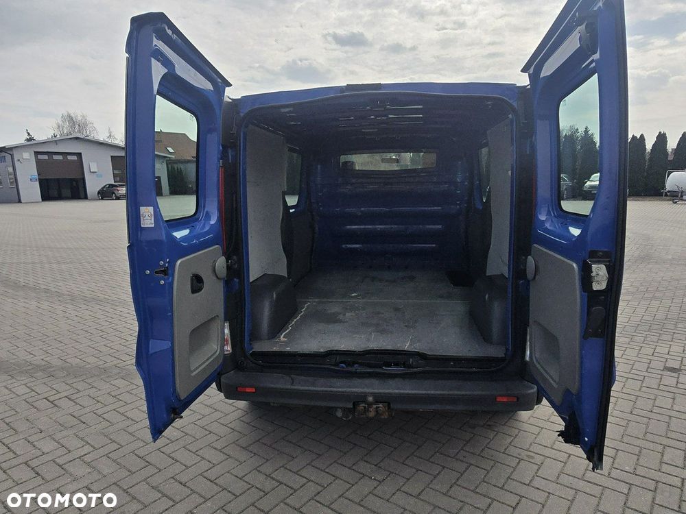 Opel Vivaro - 15