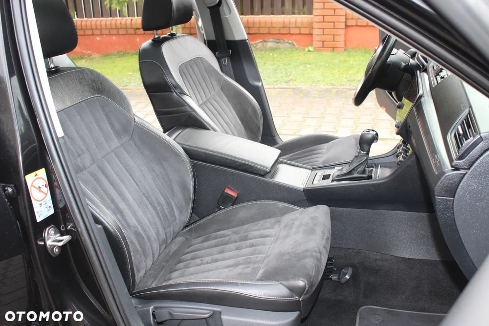 Skoda Superb 2.0 TDI DSG Premium Edition - 15