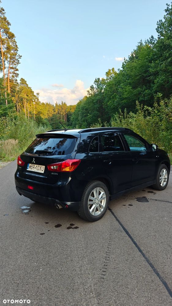 Mitsubishi ASX - 10
