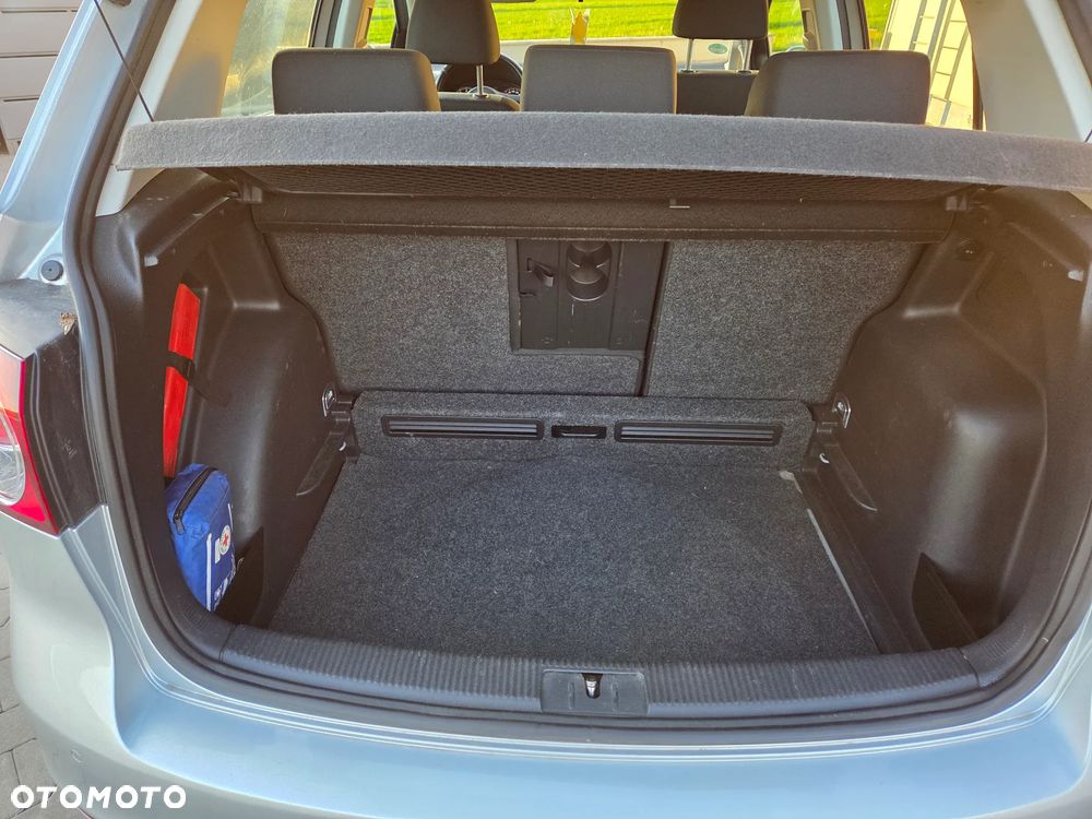 Volkswagen Golf Plus - 12
