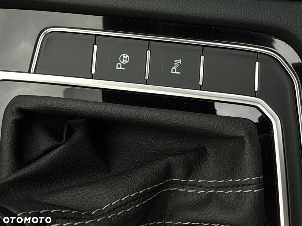 Volkswagen Arteon Shooting Brake 2.0 TSI R-Line DSG - 24