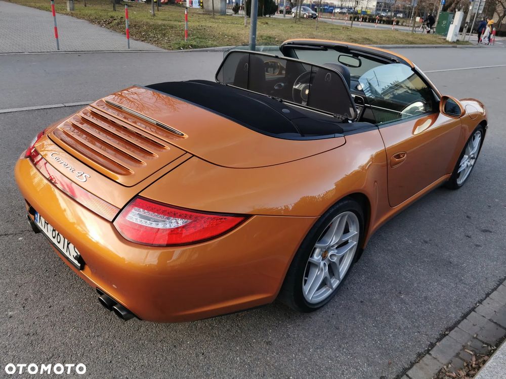 Porsche 911 - 22