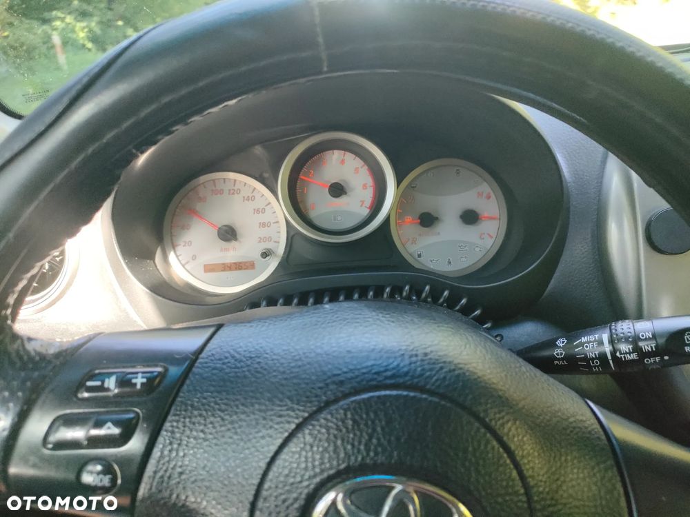 Toyota RAV4 2.0 D-4D 4x4 - 12