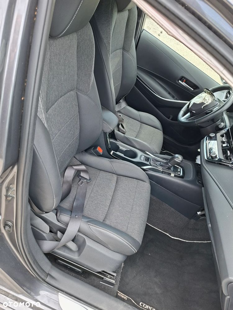 Toyota Corolla - 8