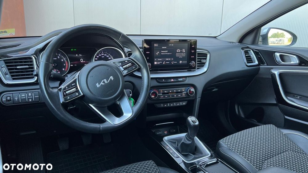 Kia Ceed 1.5 T-GDI L - 13