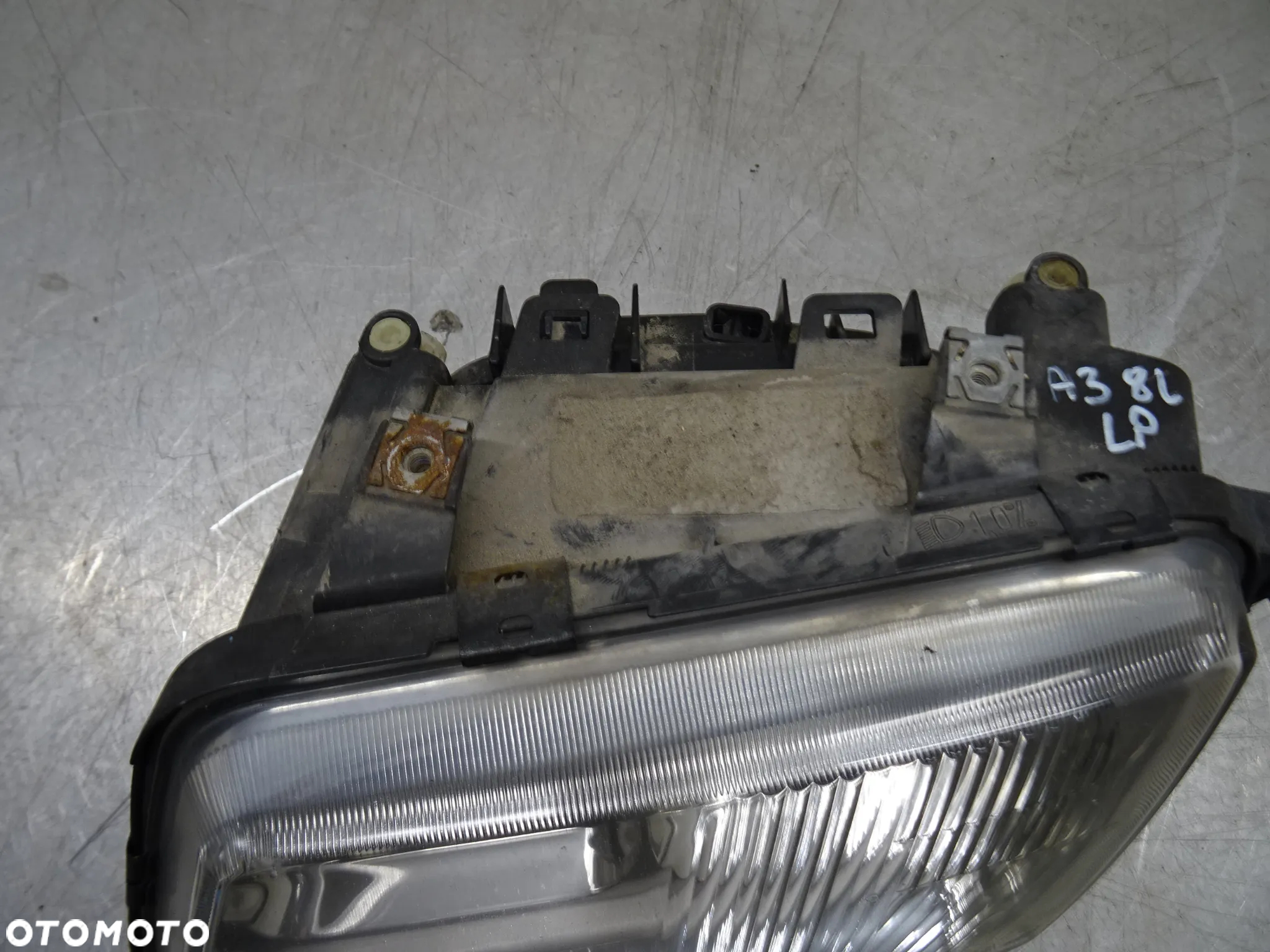 AUDI A3 8L HB 5D 96-00 REFLEKTOR LAMPA PRAWY LEWY PRZÓD - 10