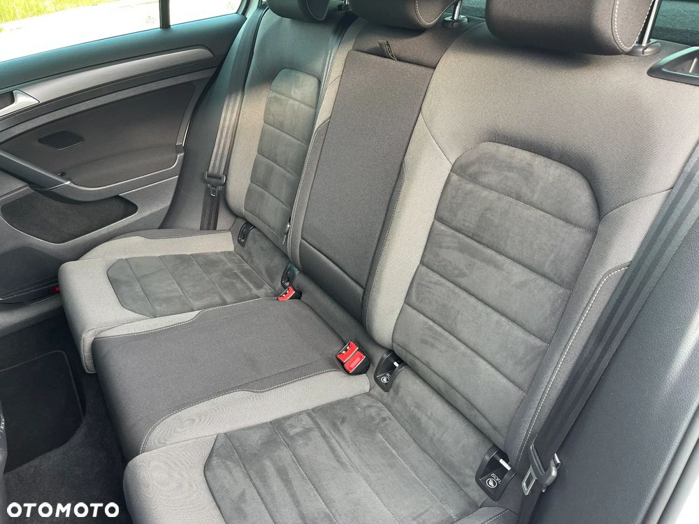 Volkswagen Golf 1.5 TSI ACT OPF BlueMotion Comfortline - 26
