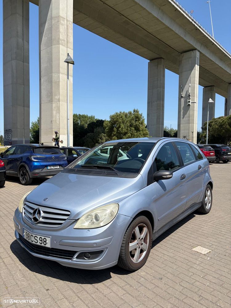 Mercedes-Benz B 180 CDI - 2