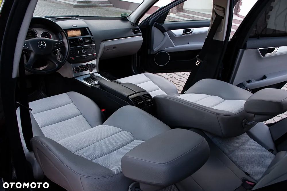 Mercedes-Benz Klasa C 180 T Kompressor Automatik Avantgarde - 14