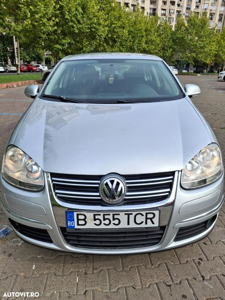 Volkswagen Jetta 1.6 TDI DPF Comfortline - 1