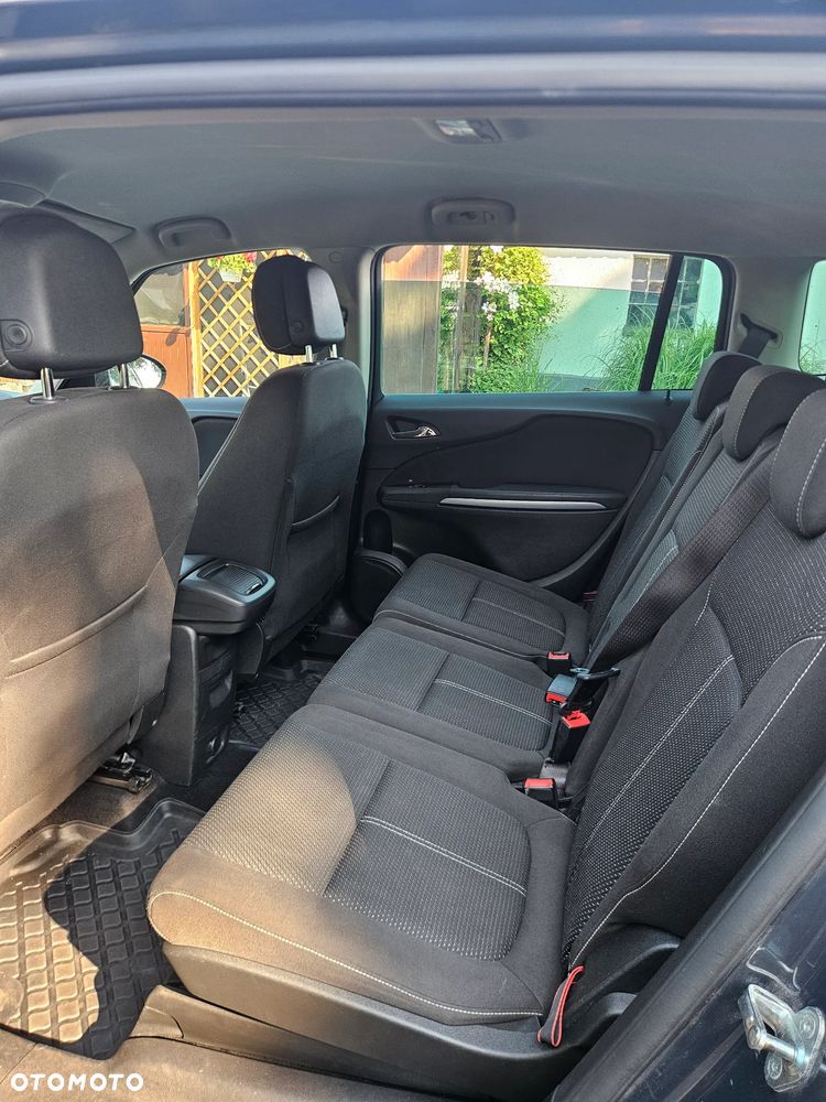 Opel Zafira 2014 photo 3