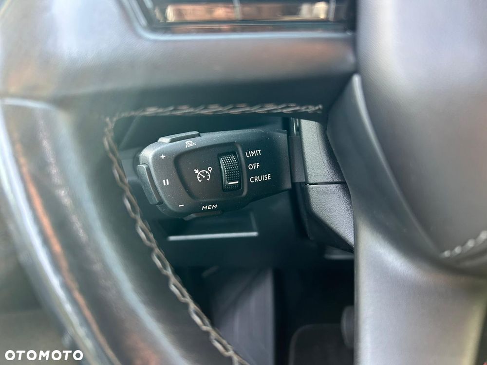 DS Automobiles DS 7 Crossback - 25