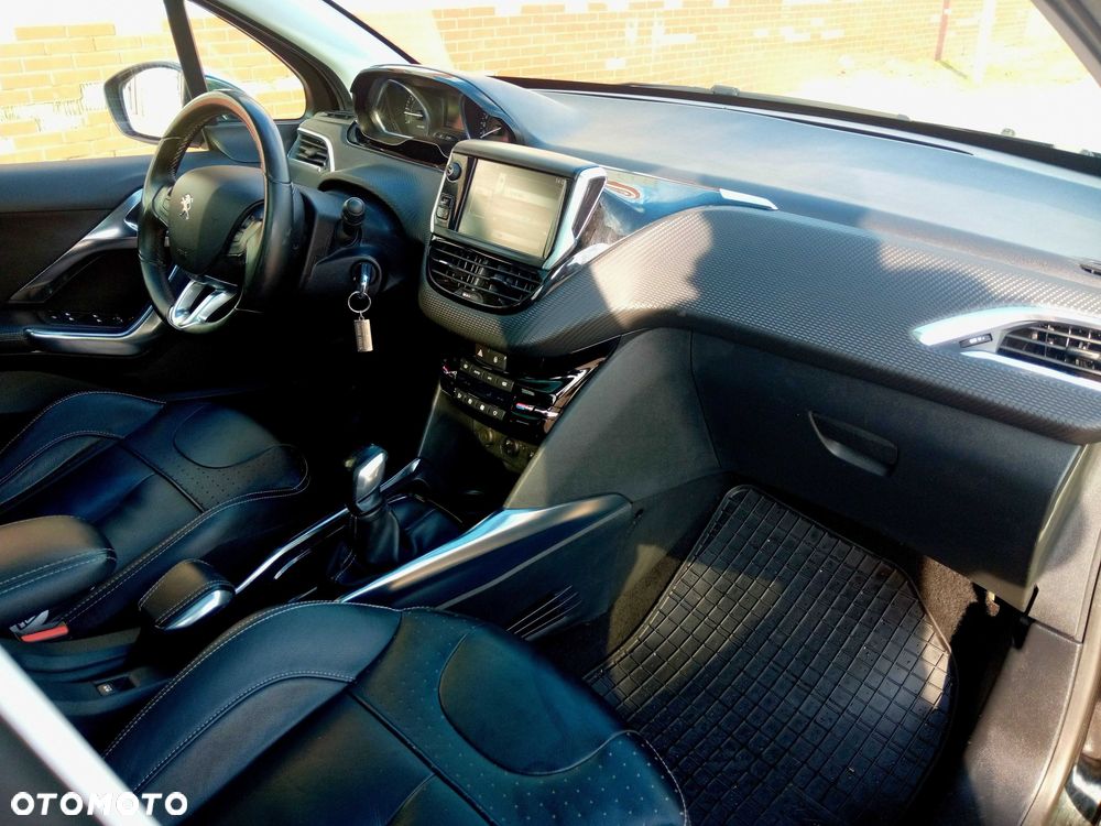 Peugeot 2008 - 7