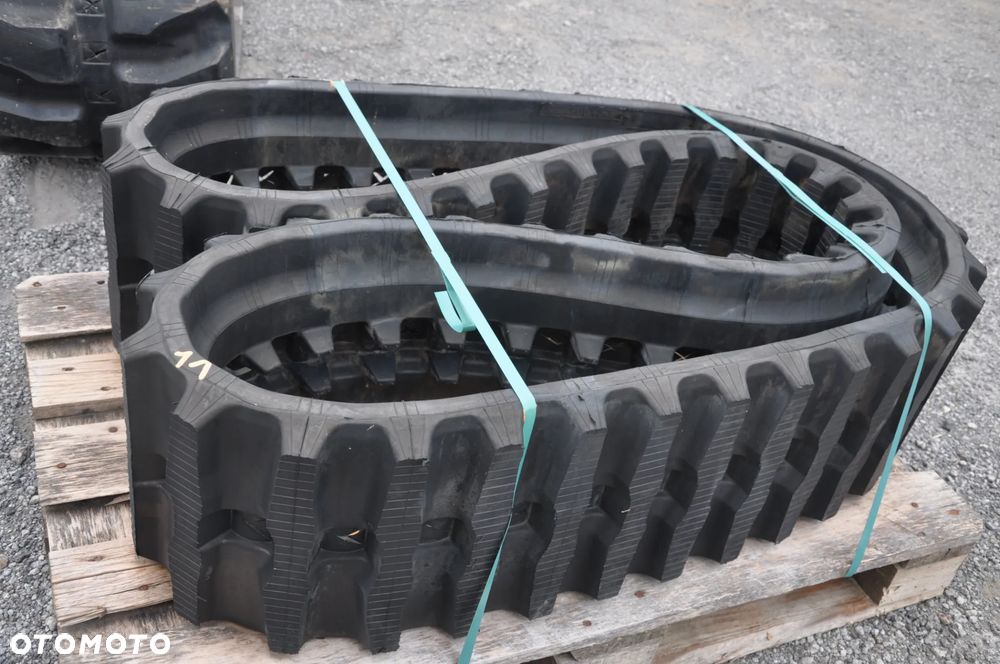 Gasienica gumowa 320x90x56 Nowa - 1