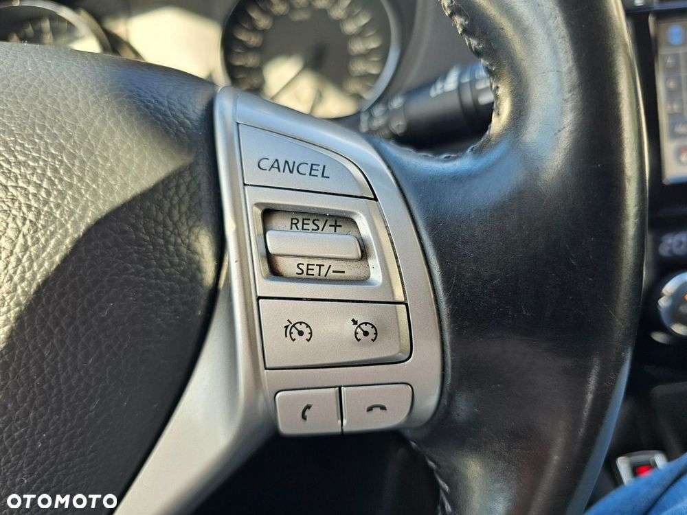 Nissan Qashqai 1.2 DIG-T N-Connecta - 28