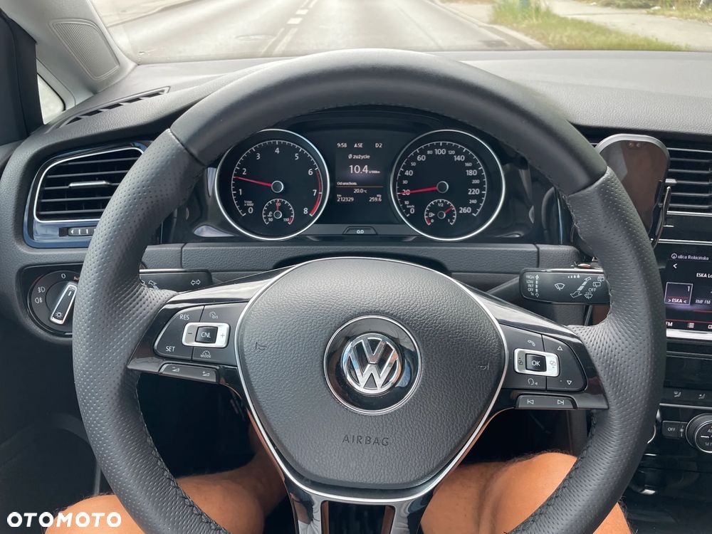 Volkswagen Golf 1.2 TSI Highline DSG - 8