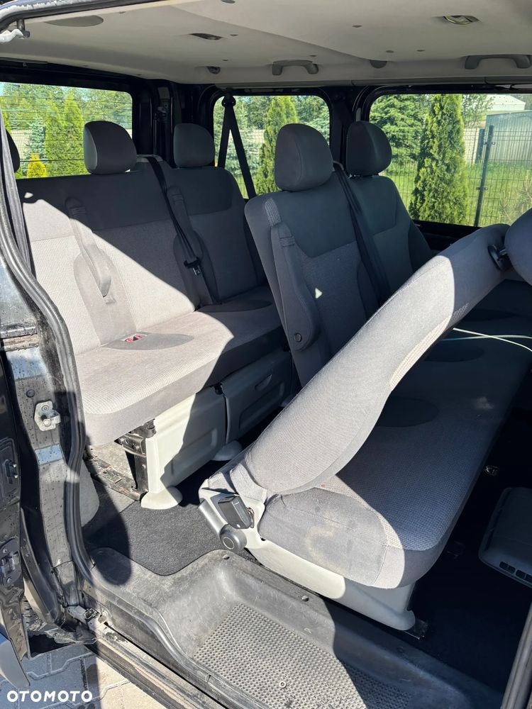 Opel Vivaro - 8
