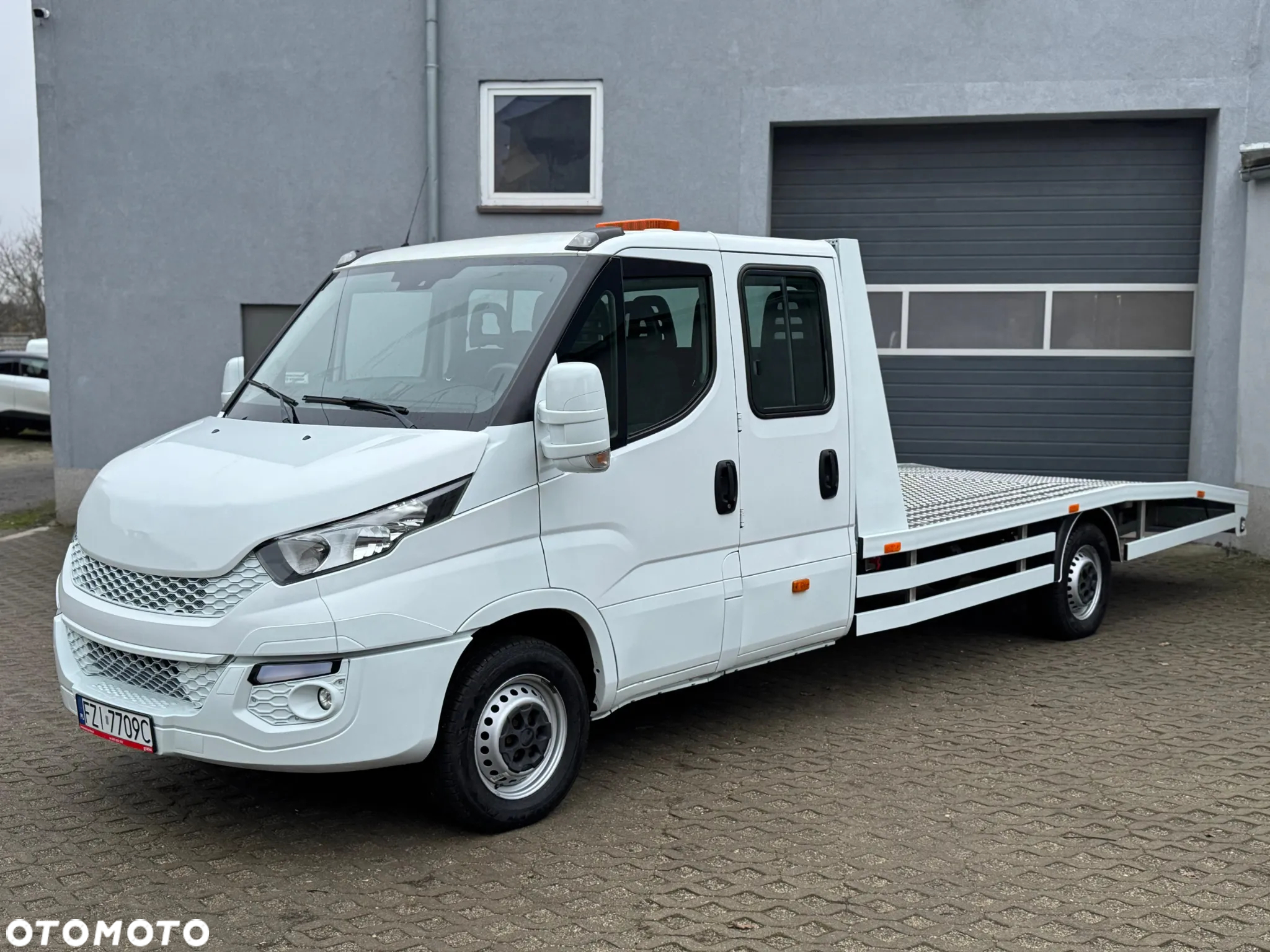 Iveco Daily 35S14D - 14