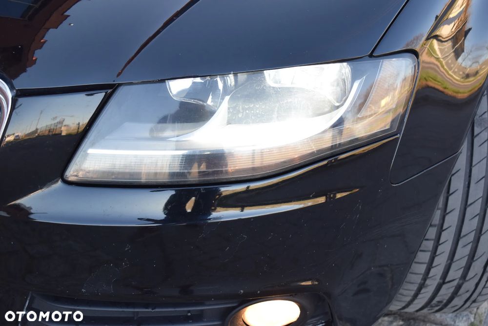 Audi A4 Avant 2.0 TDI - 16