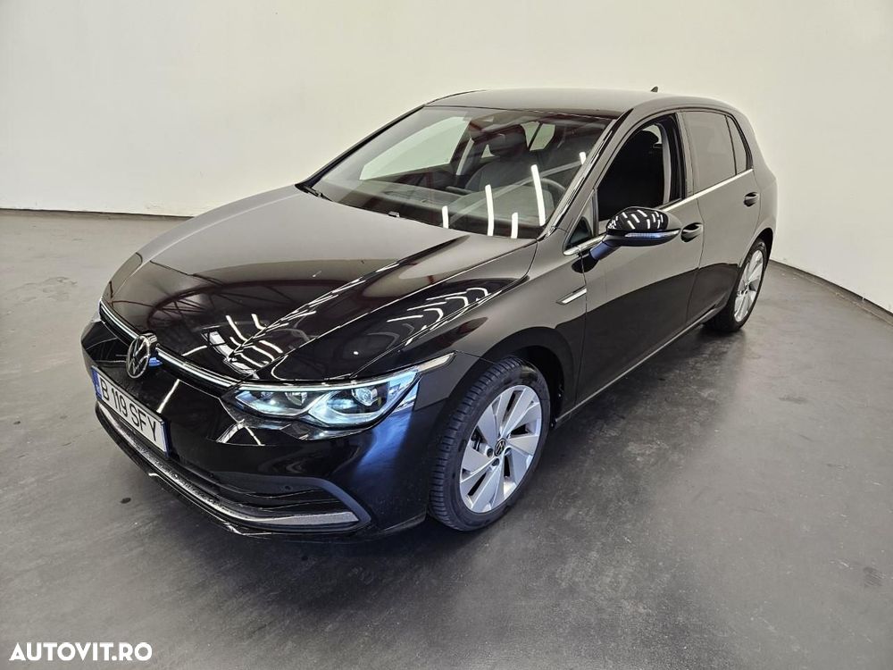 Volkswagen Golf - 1