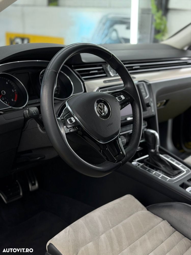 Volkswagen Passat 2.0 TDI SCR DSG Highline - 8