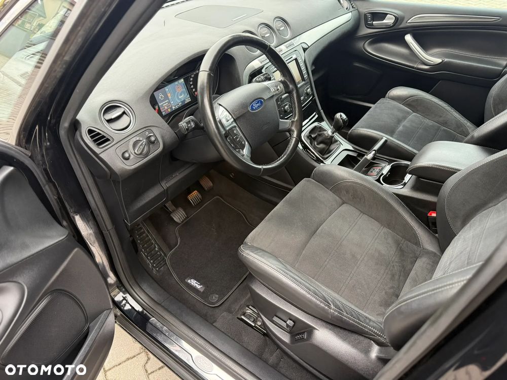 Ford S-Max 2.0 TDCi DPF Titanium X - 20