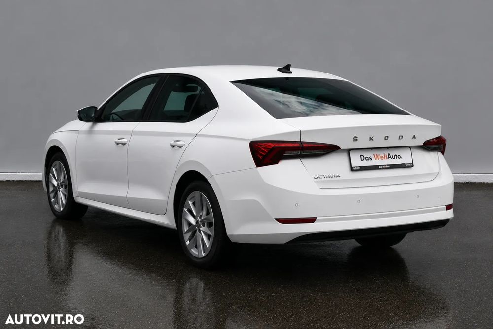 Skoda Octavia 2.0 TDI DSG Style - 4