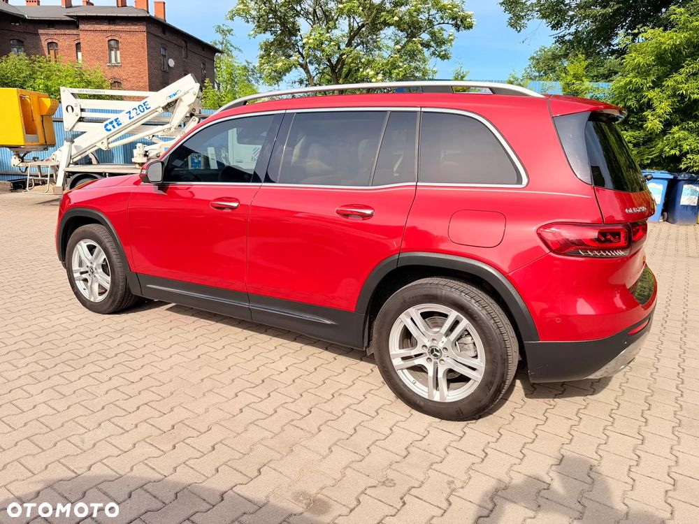 Mercedes-Benz GLB 250 8G-DCT Progressive - 11