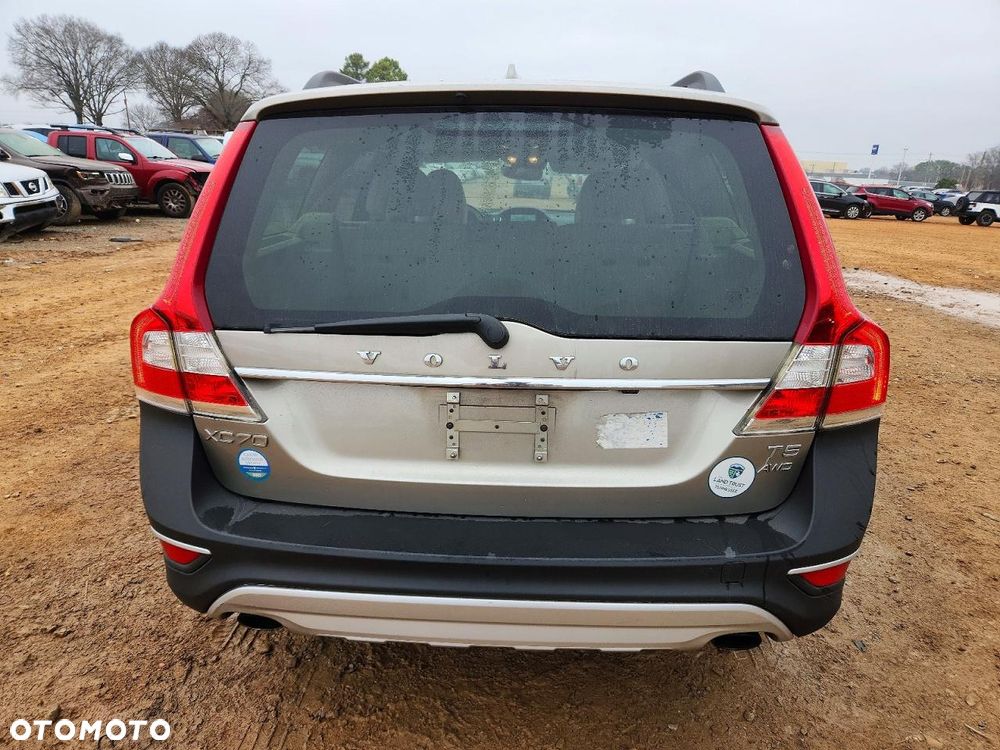 Volvo XC 70 T5 AWD Dynamic Momentum - 6