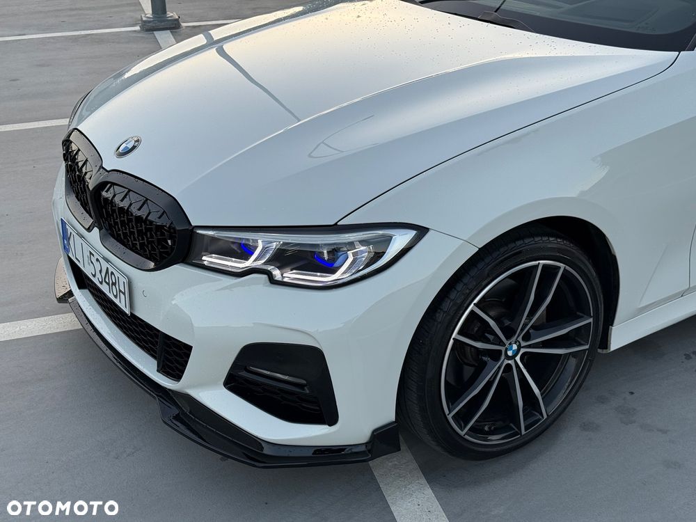 BMW Seria 3 330i xDrive M Sport - 3