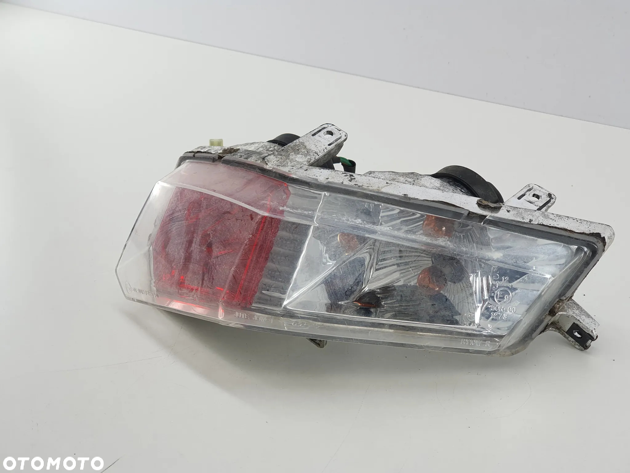 LAMPA TYL PRAWA   SMC 700 ARGON JUMBO 700 - 2