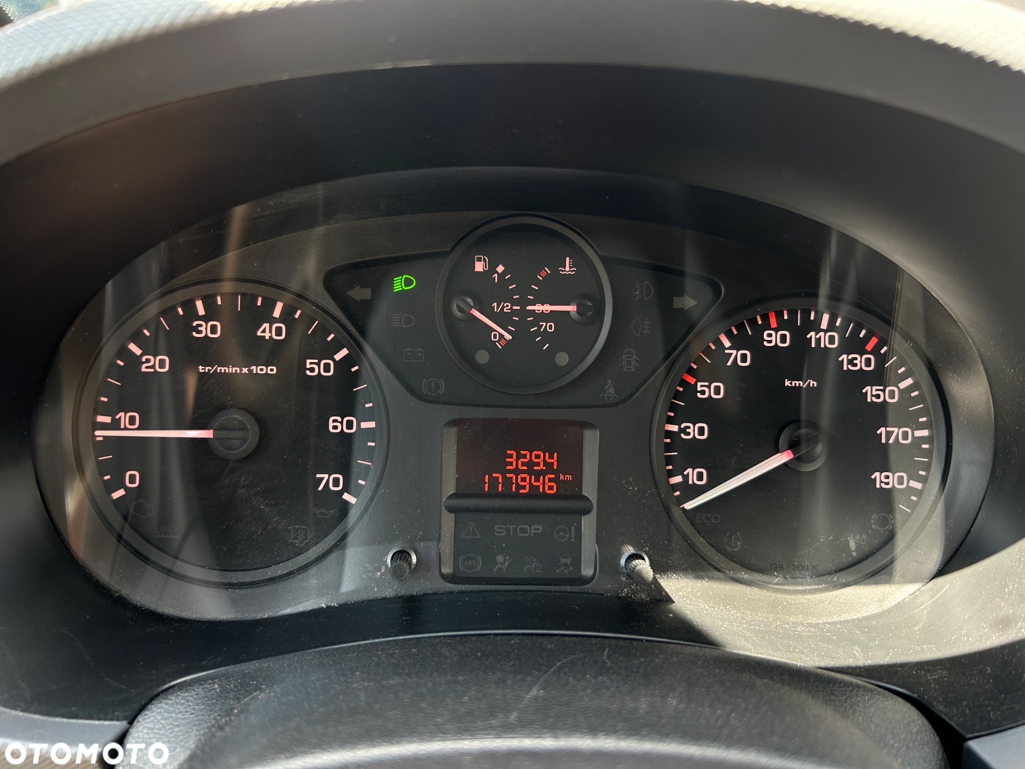 Peugeot Partner - 13