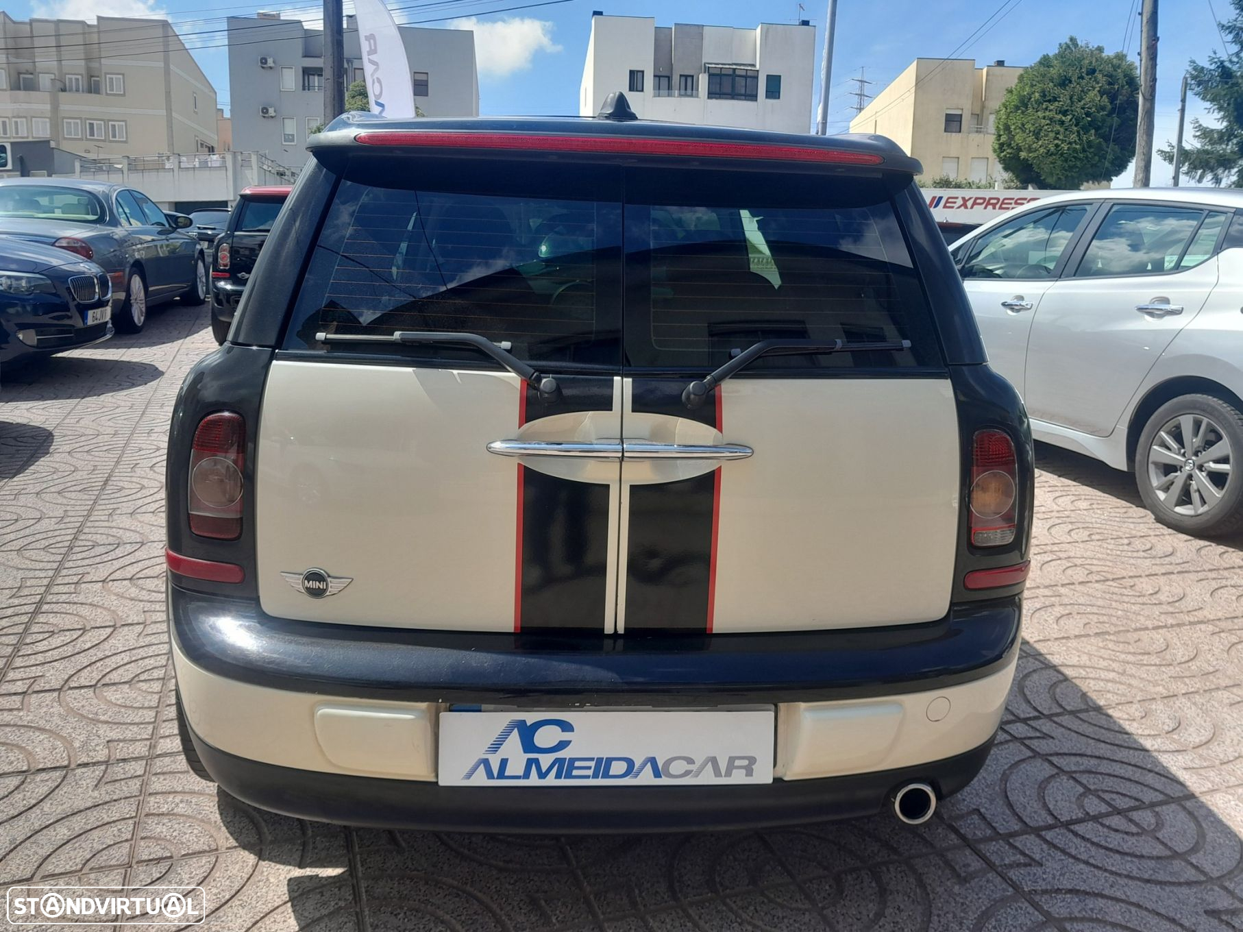 MINI Clubman Cooper D - 25