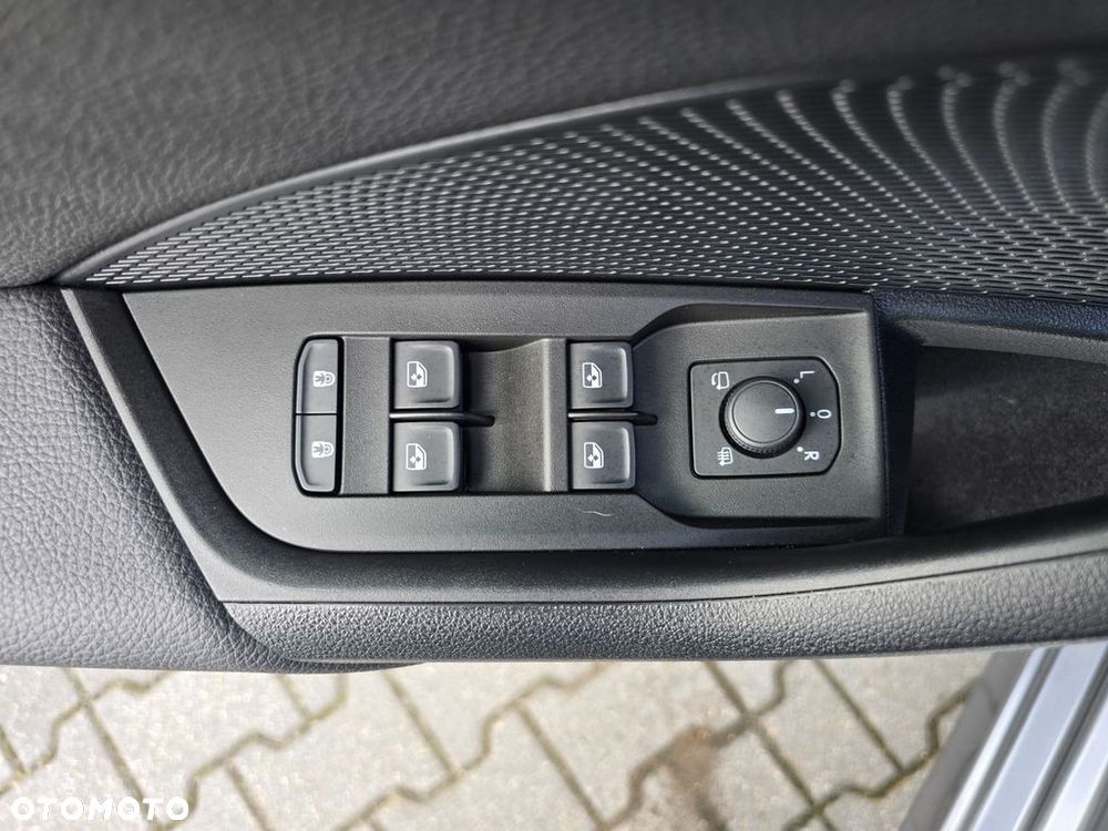 Skoda Octavia 1.5 TSI mHEV Selection DSG - 22