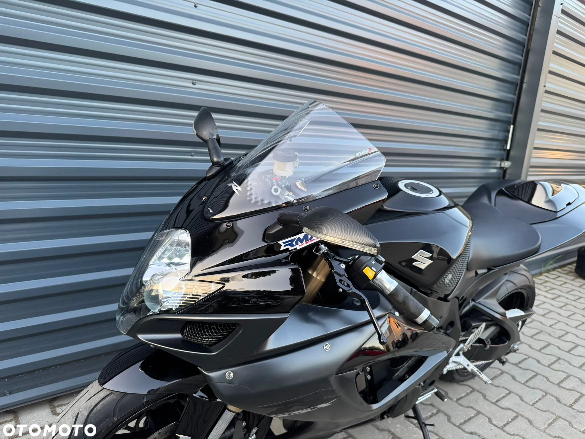 Suzuki GSX-R - 8