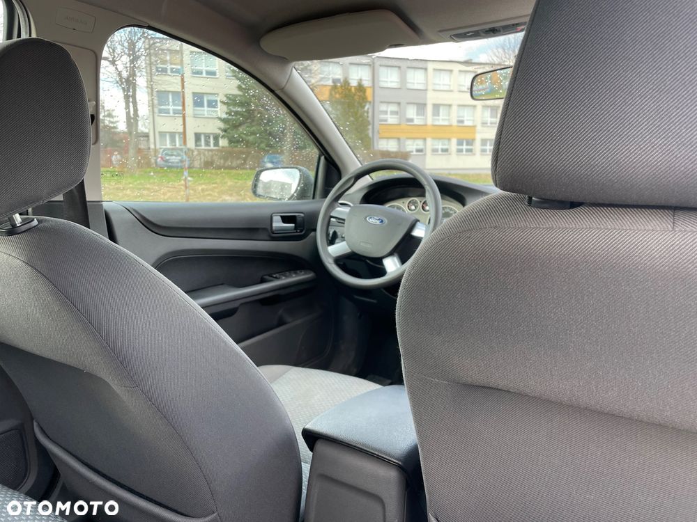 Ford Focus 1.8 FF Platinium X - 10