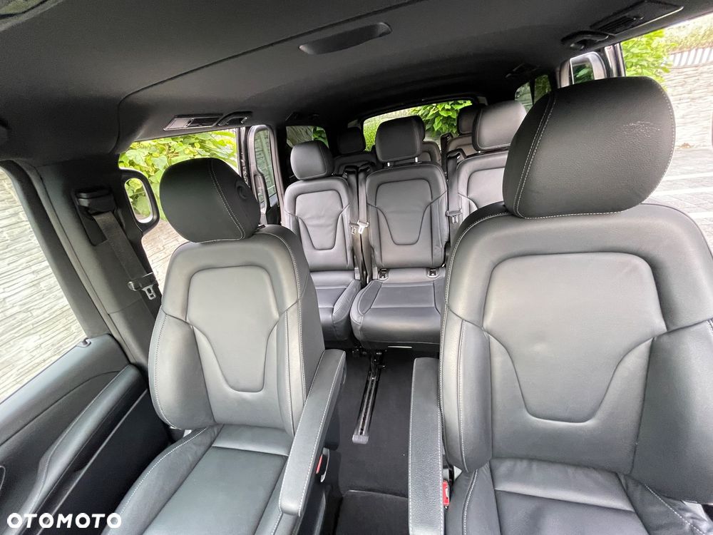 Mercedes-Benz Klasa V 300 d extralang 4Matic 9G-TRONIC Avantgarde Edition - 22