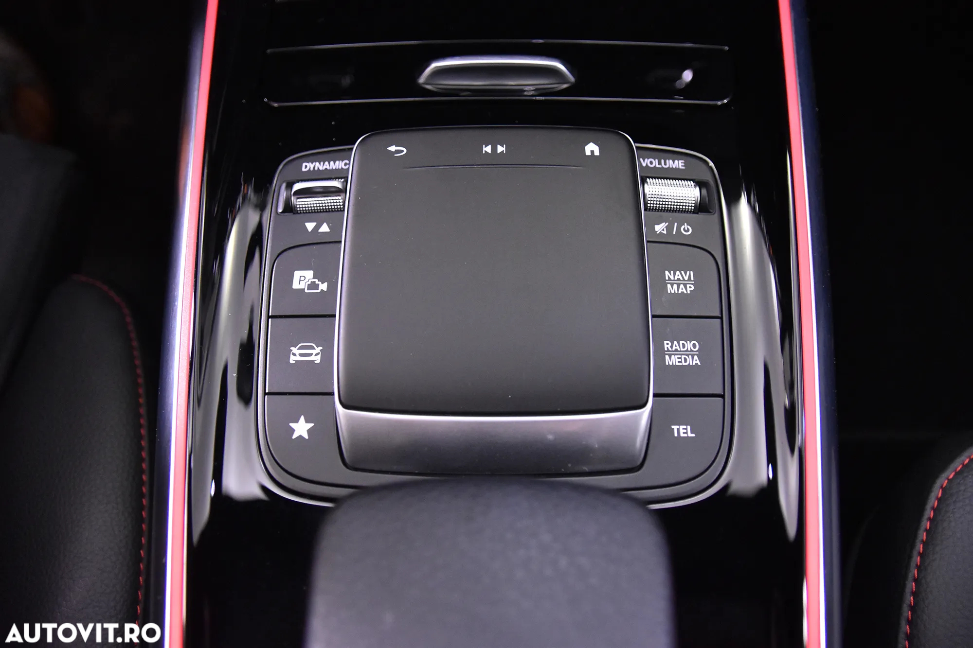 Mercedes-Benz GLA 220 d Aut. - 18