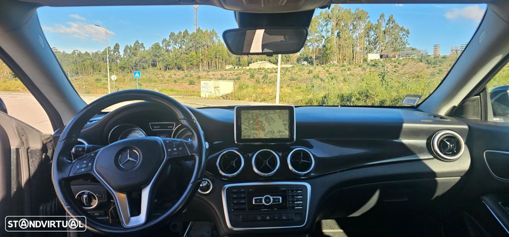 Mercedes-Benz CLA 220 CDI Aut. - 9