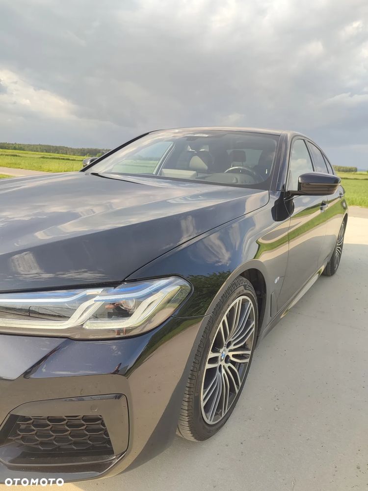BMW Seria 5 530d xDrive M Sport Edition - 12
