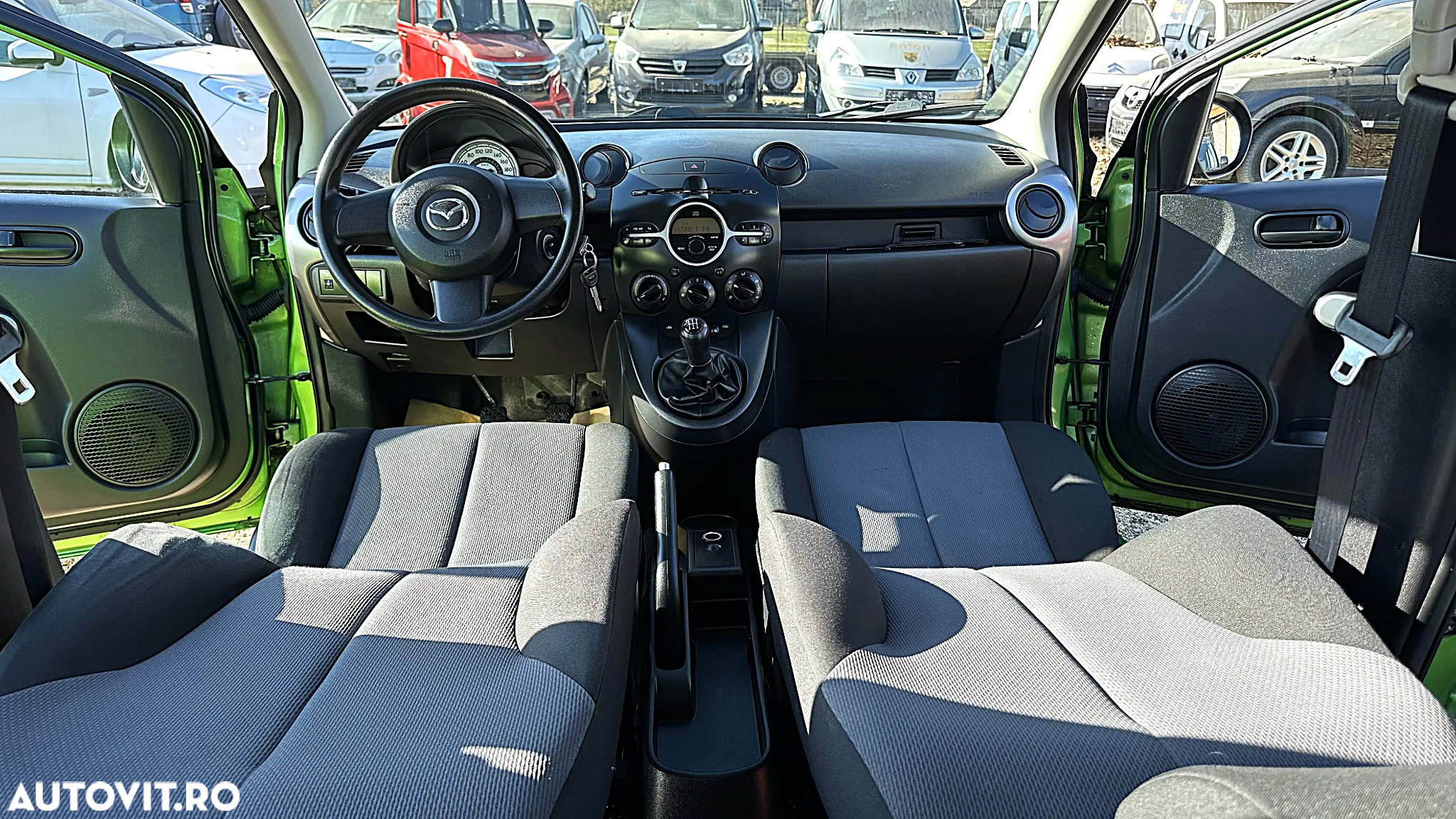 Mazda 2 1.3 90th Anniversary - 7