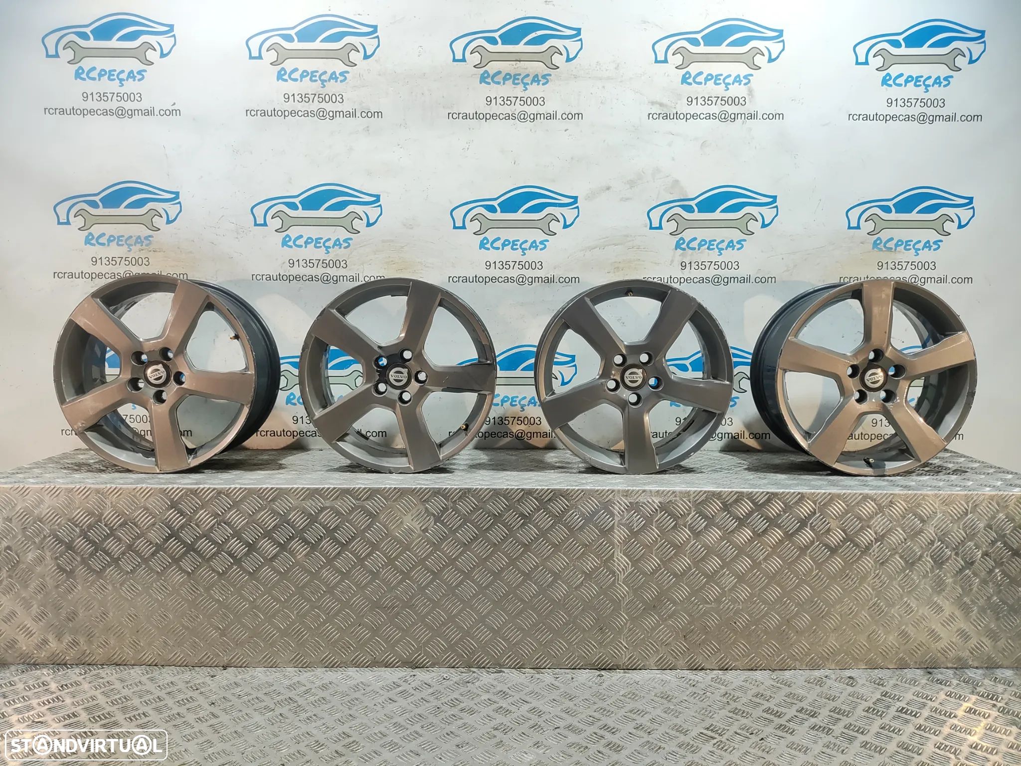 Conjunto Jantes 17 Originais Volvo C30 7J ET52,5 5x108 - 1