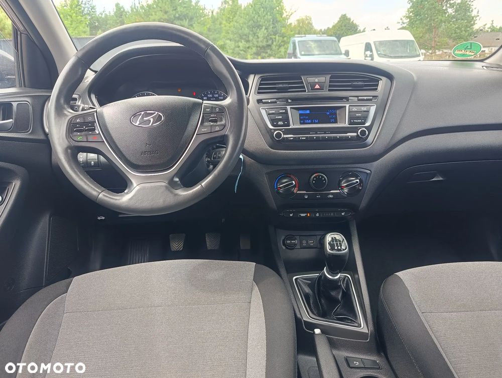 Hyundai i20 1.4 Comfort - 18
