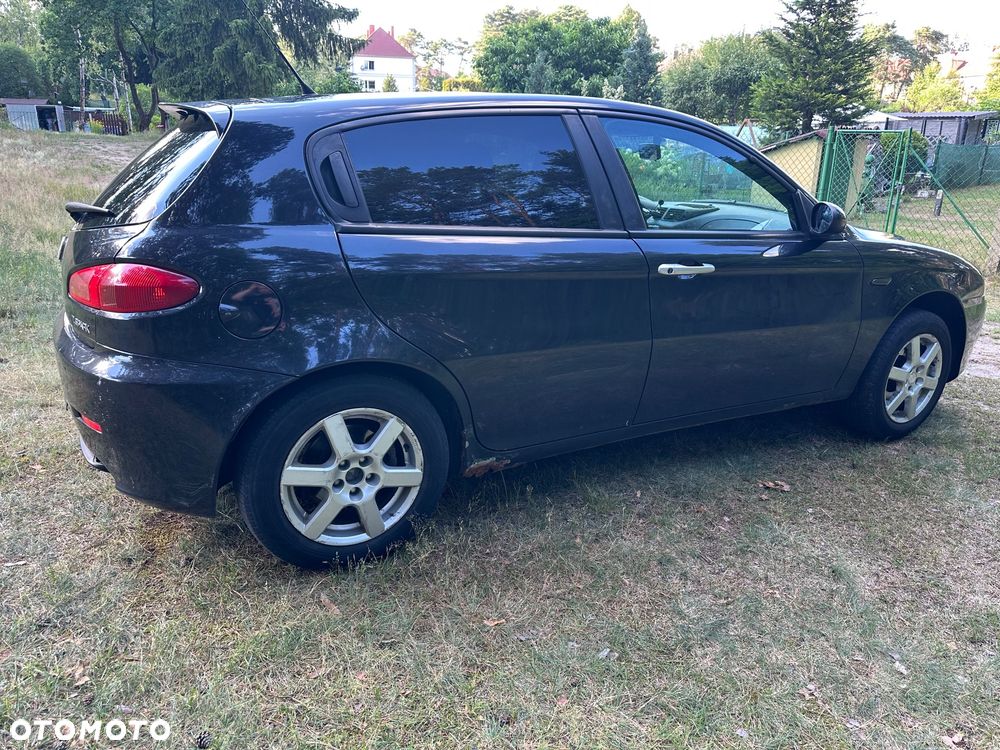 Alfa Romeo 147 1.6 Twin Spark Impression - 3