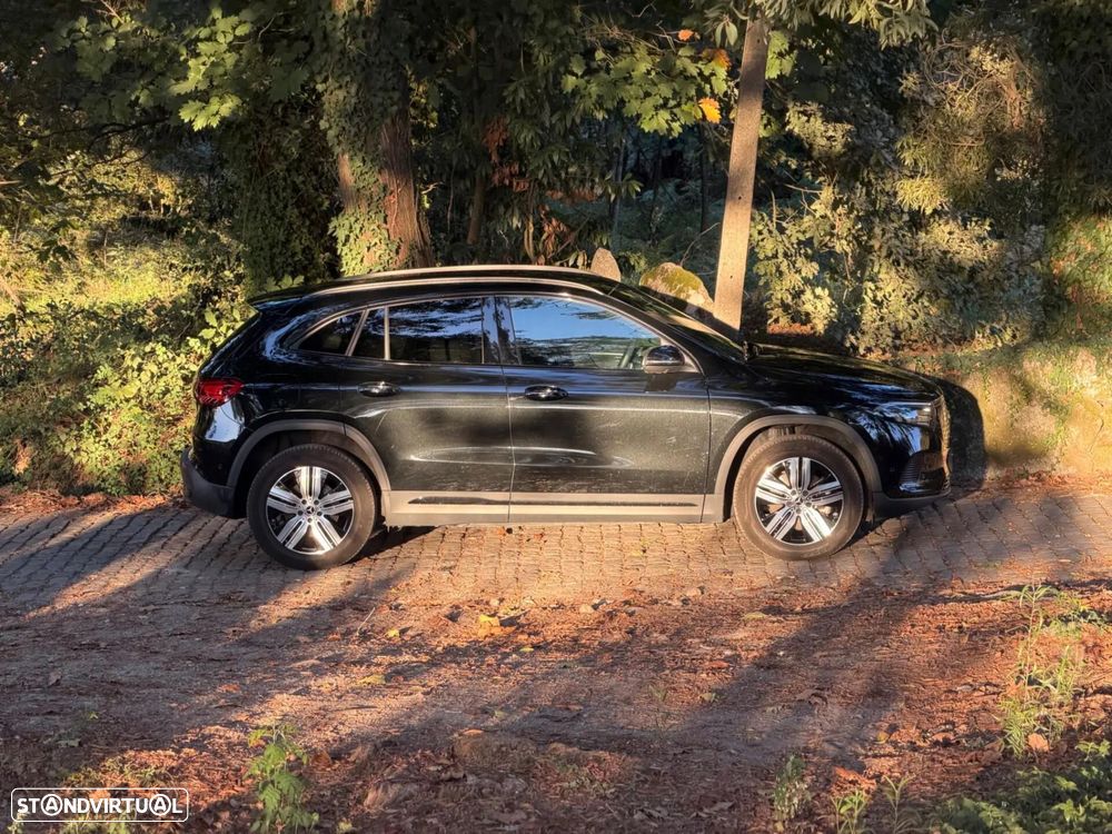 Mercedes-Benz EQA 300 4Matic AMG Line - 8