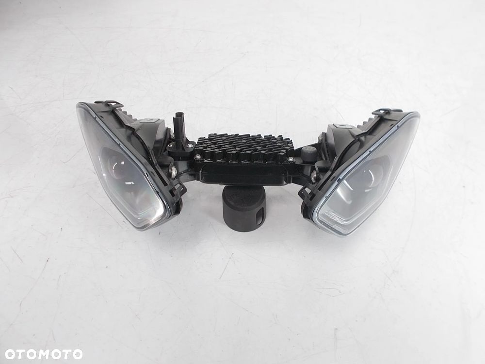 Reflektor LED lampa błotnik owiewka M1000 RR BMW K66 K67 S1000RR części - 4