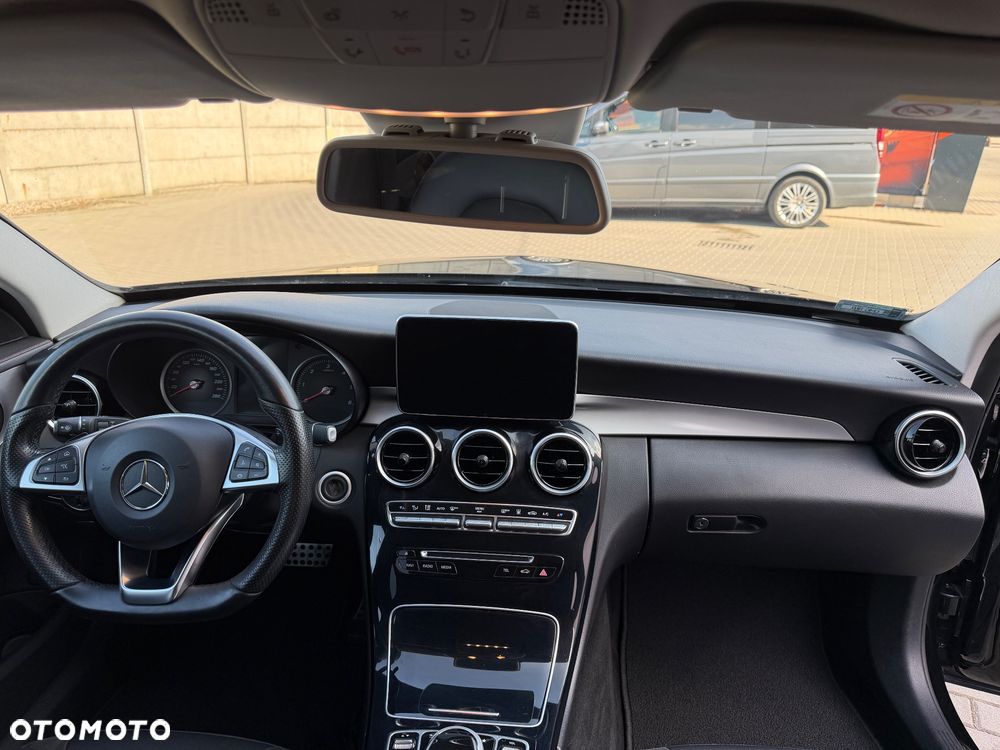 Mercedes-Benz Klasa C 200 d 9G-TRONIC AMG Line - 10